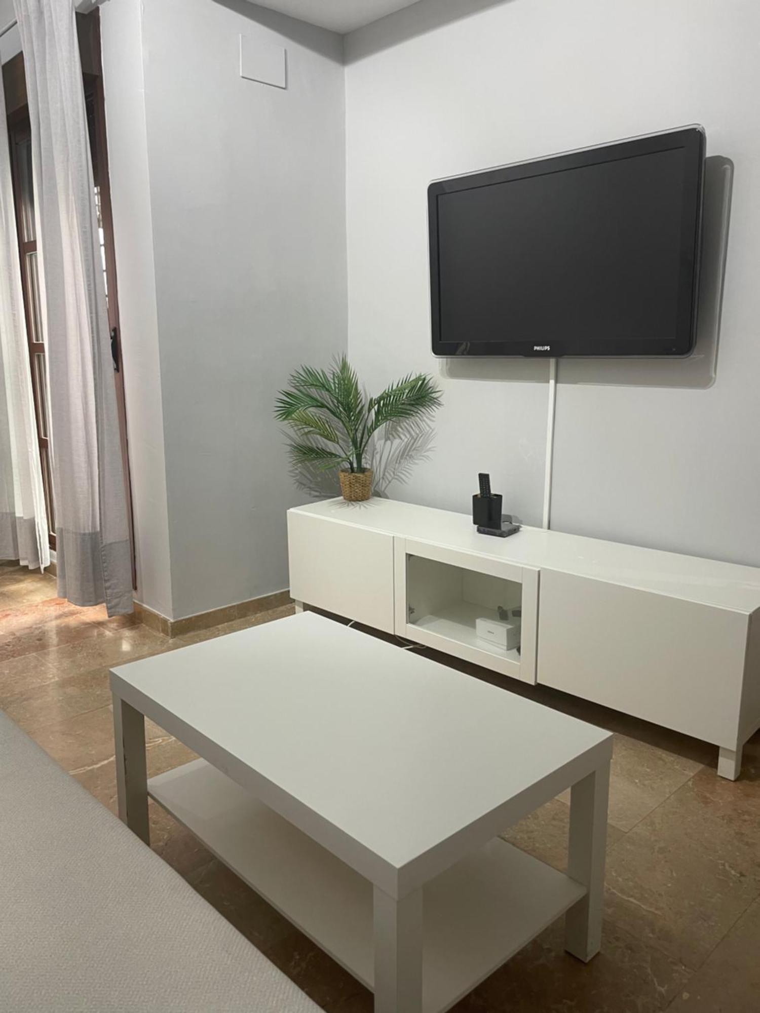 Piso En El Centro De Huelva Silencioso Y Con Gran Patio, Calle La Paz Εξωτερικό φωτογραφία