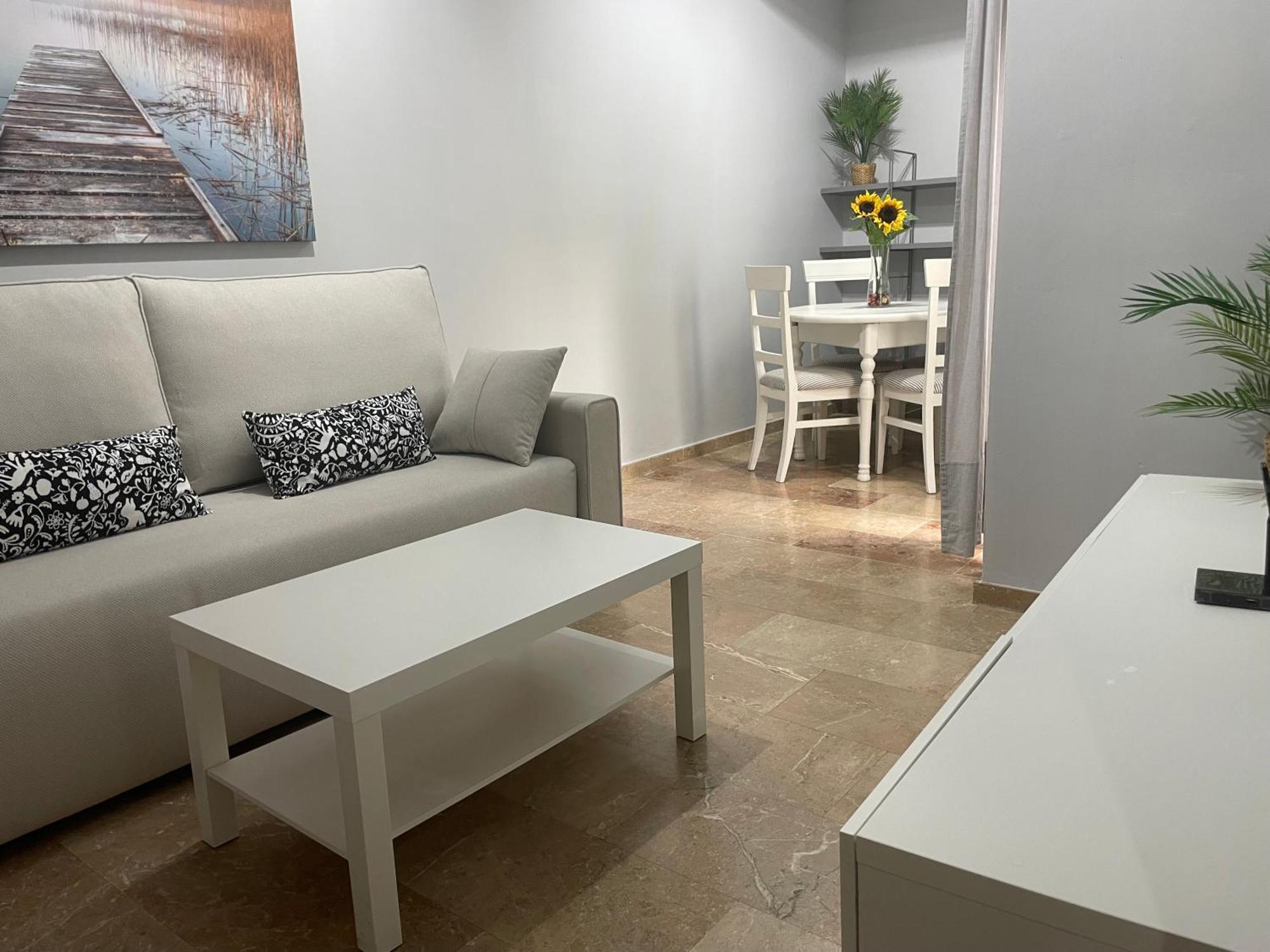 Piso En El Centro De Huelva Silencioso Y Con Gran Patio, Calle La Paz Εξωτερικό φωτογραφία